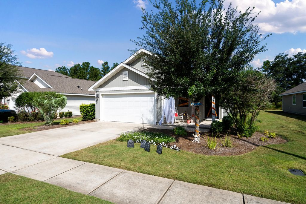 61 of 61 - 669 Earl Godwin Road, Freeport, FL
