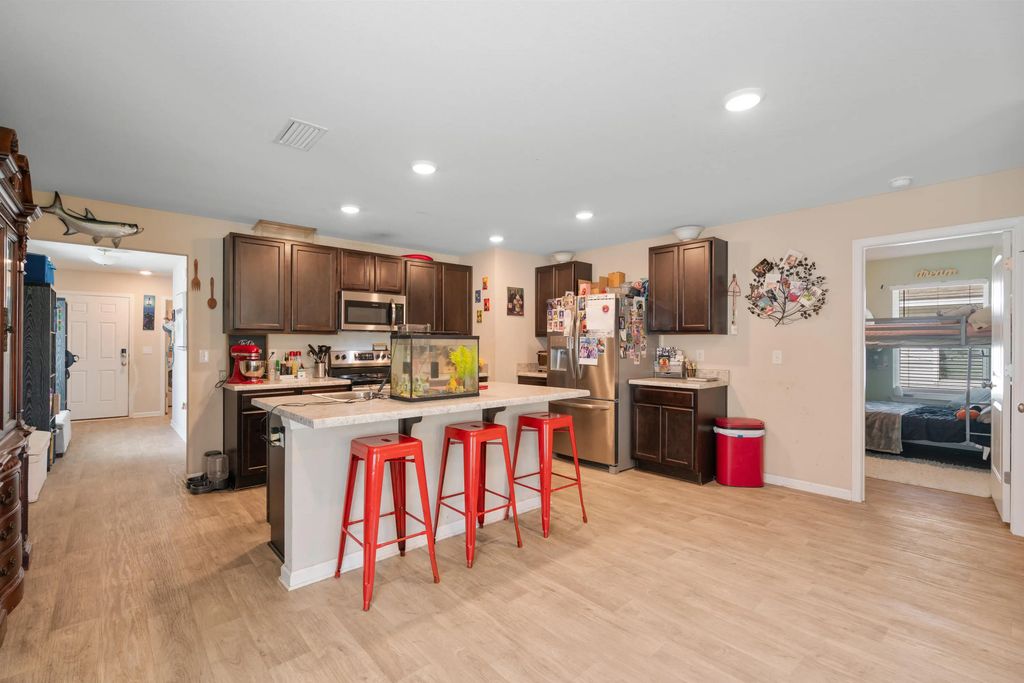 9 of 61 - 669 Earl Godwin Road, Freeport, FL