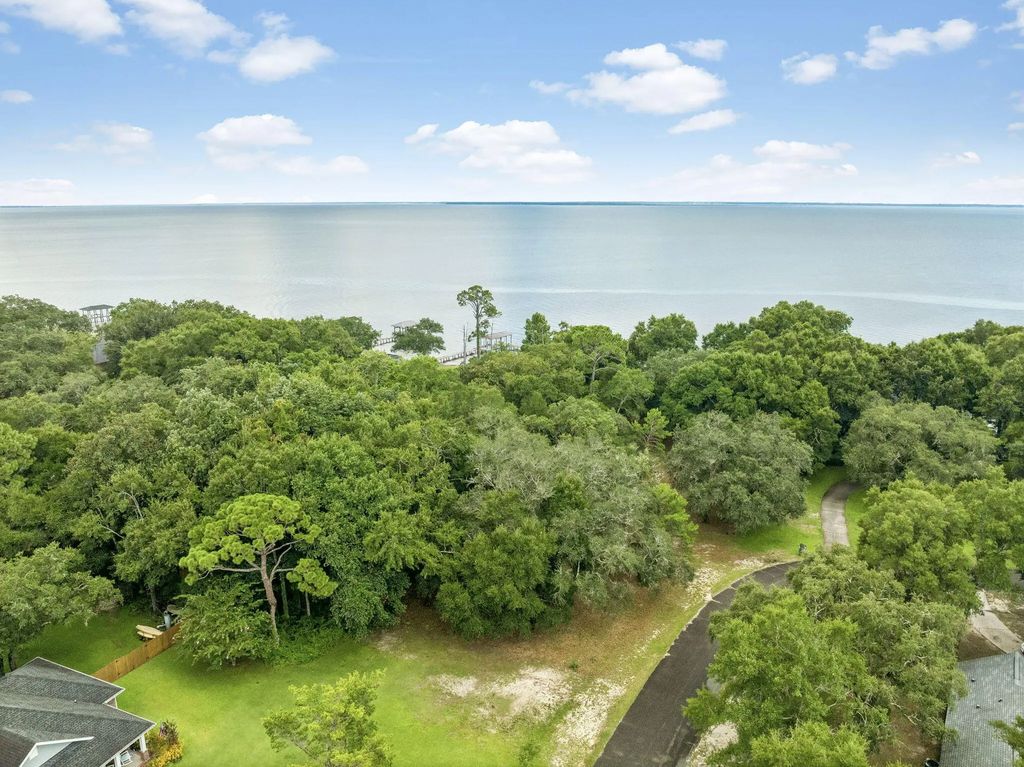 12 of 16 - 9 & 10 Cedar Beach Cove, Freeport, FL