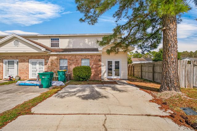 Photo of Listing #1009378
