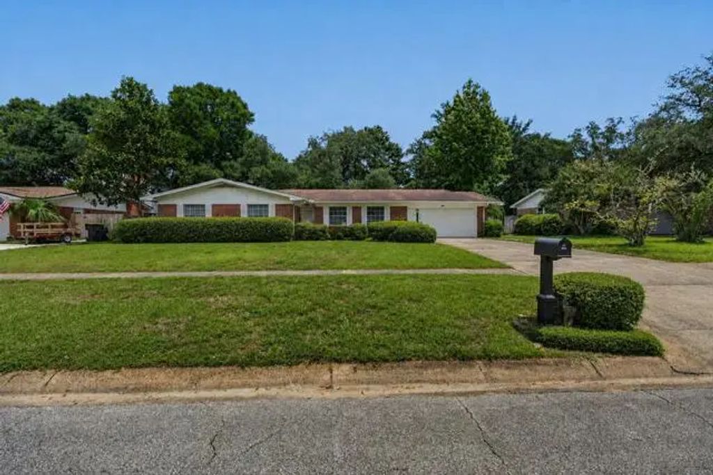 604 Ne Merioneth Drive, Fort Walton Beach