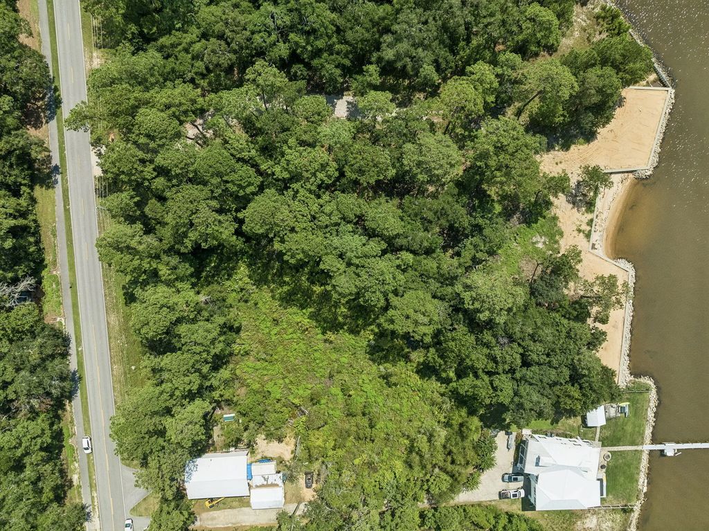 6 of 13 - 4440 W County Hwy 83a, Freeport, FL