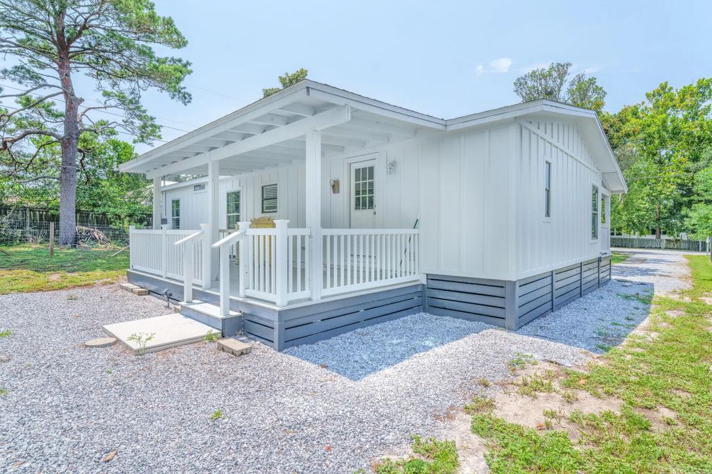 19 of 38 - 704 Gulf View Drive, Panama City Beach, FL
