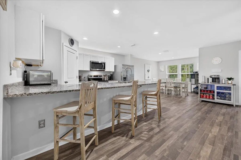 16 of 55 - 520 Whispering Creek Avenue, Freeport, FL