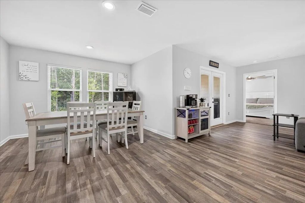 19 of 55 - 520 Whispering Creek Avenue, Freeport, FL
