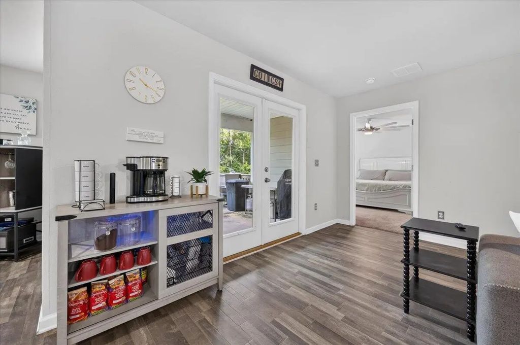 20 of 55 - 520 Whispering Creek Avenue, Freeport, FL