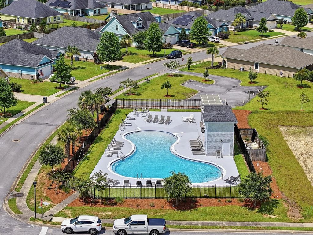 53 of 55 - 520 Whispering Creek Avenue, Freeport, FL