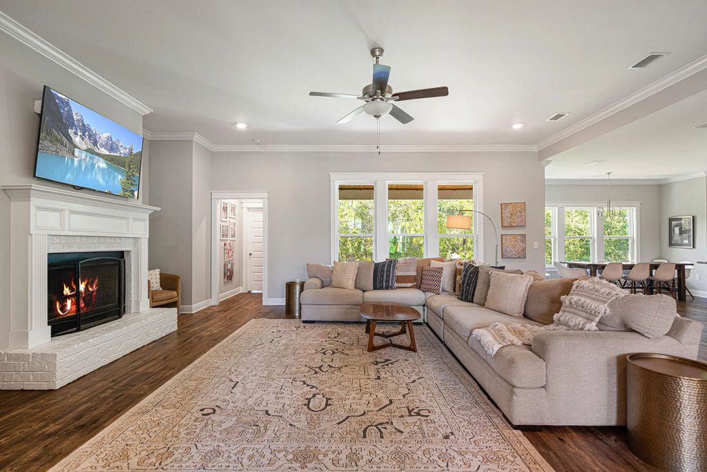14 of 76 - 410 Coastal Breeze Drive, Freeport, FL