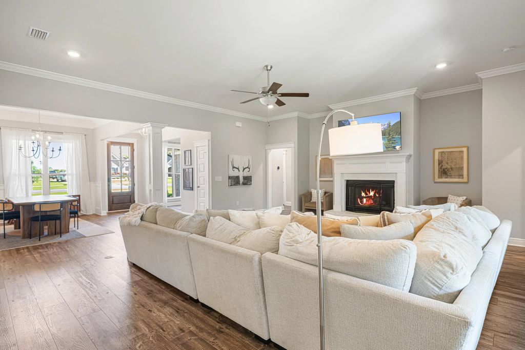 15 of 76 - 410 Coastal Breeze Drive, Freeport, FL