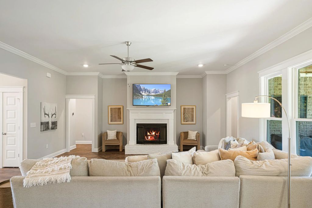 16 of 76 - 410 Coastal Breeze Drive, Freeport, FL