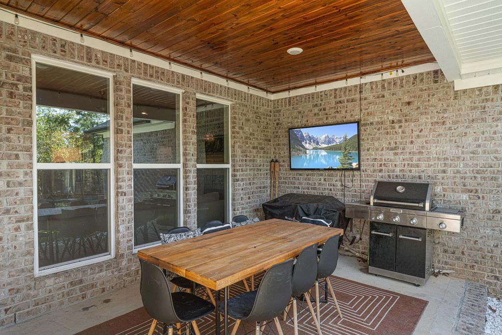 52 of 76 - 410 Coastal Breeze Drive, Freeport, FL