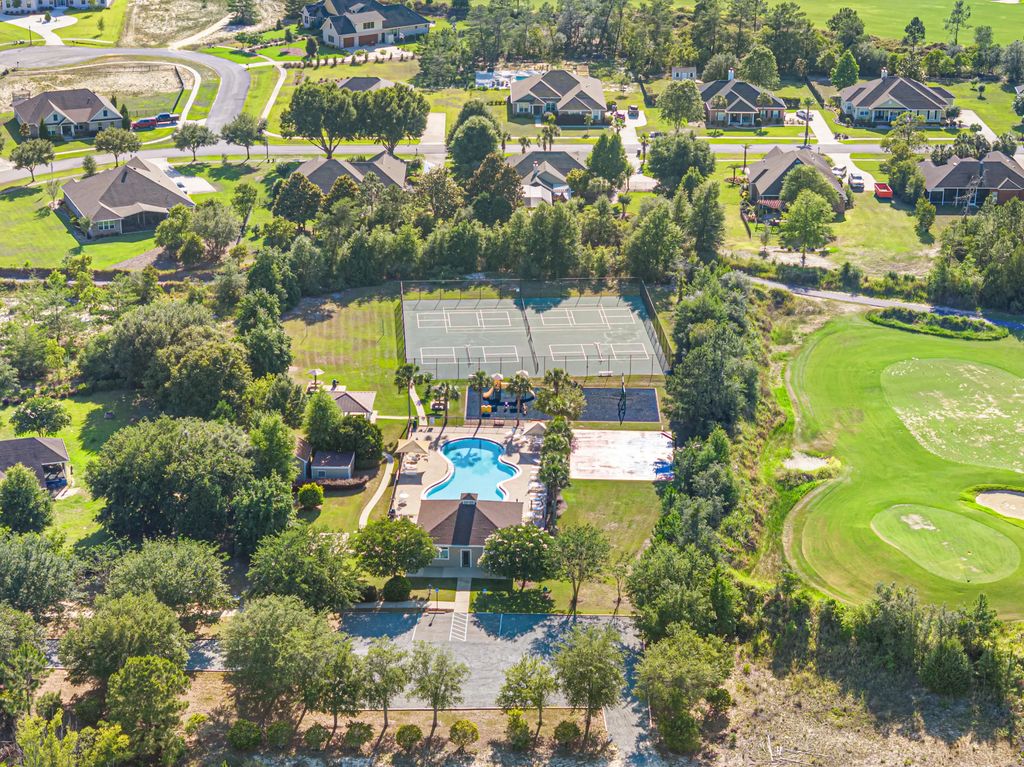 60 of 76 - 410 Coastal Breeze Drive, Freeport, FL