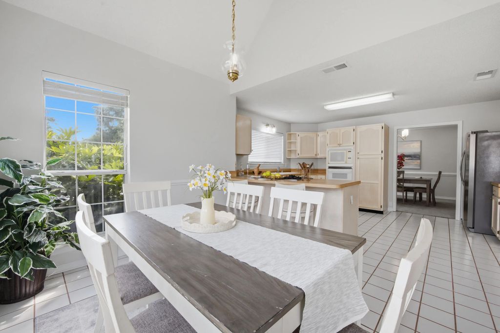2812 Lee Trevino Court, Shalimar