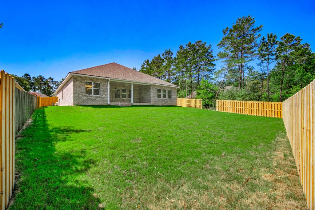 106 of 152 - 71 Leap Year Lane, Freeport, FL