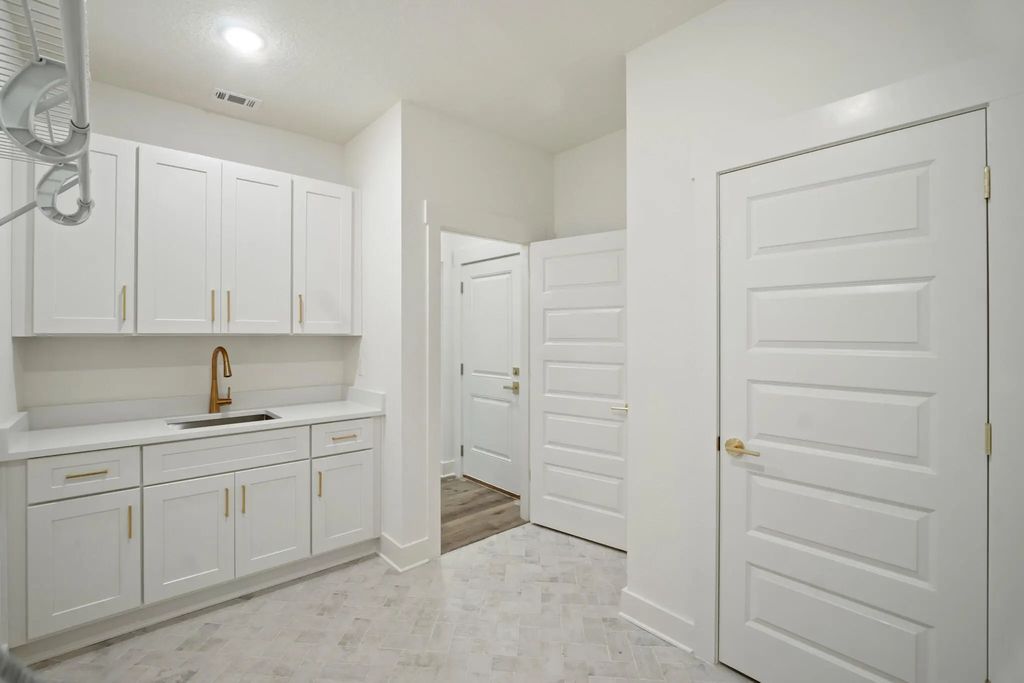 74 of 152 - 71 Leap Year Lane, Freeport, FL