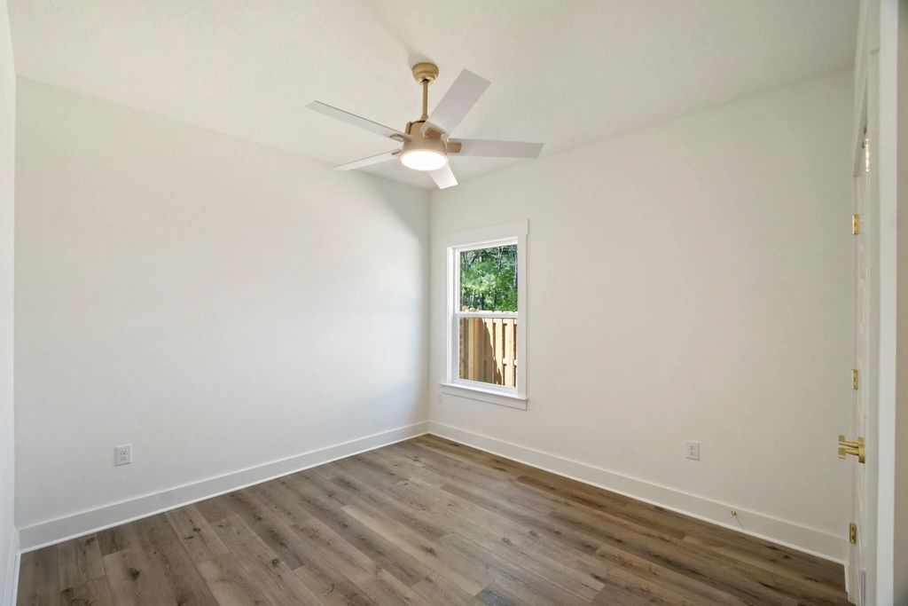 92 of 152 - 71 Leap Year Lane, Freeport, FL