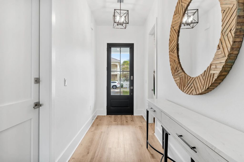 21 of 118 - 344 S Holiday Road, Miramar Beach, FL
