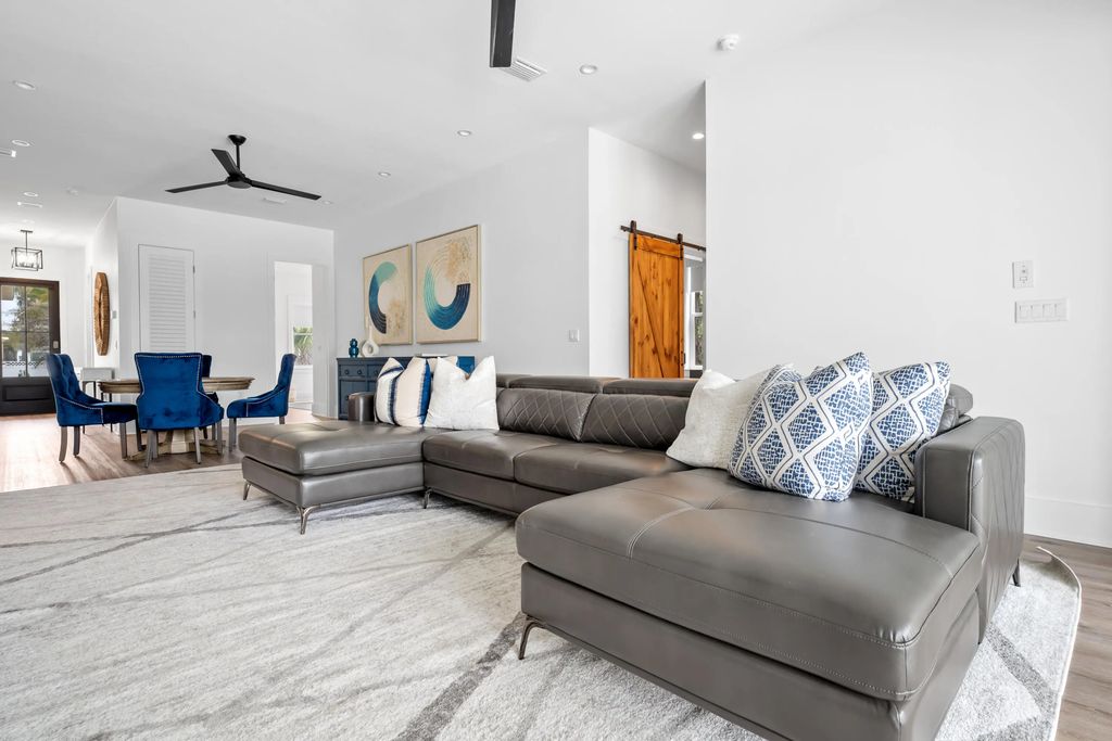 43 of 118 - 344 S Holiday Road, Miramar Beach, FL