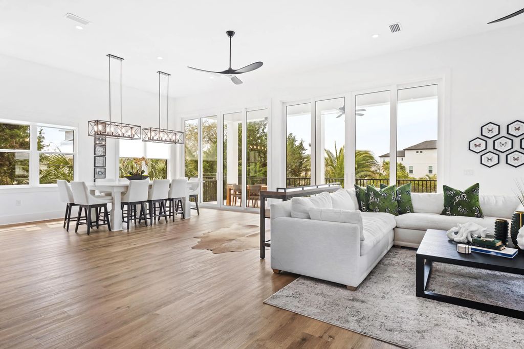 61 of 118 - 344 S Holiday Road, Miramar Beach, FL
