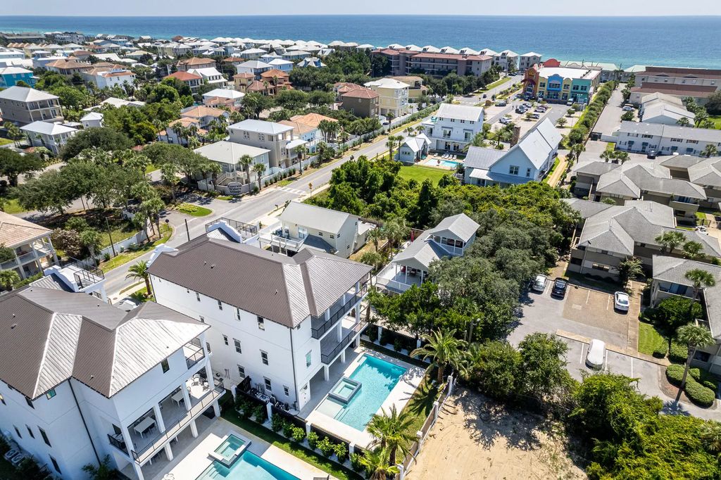 8 of 118 - 344 S Holiday Road, Miramar Beach, FL