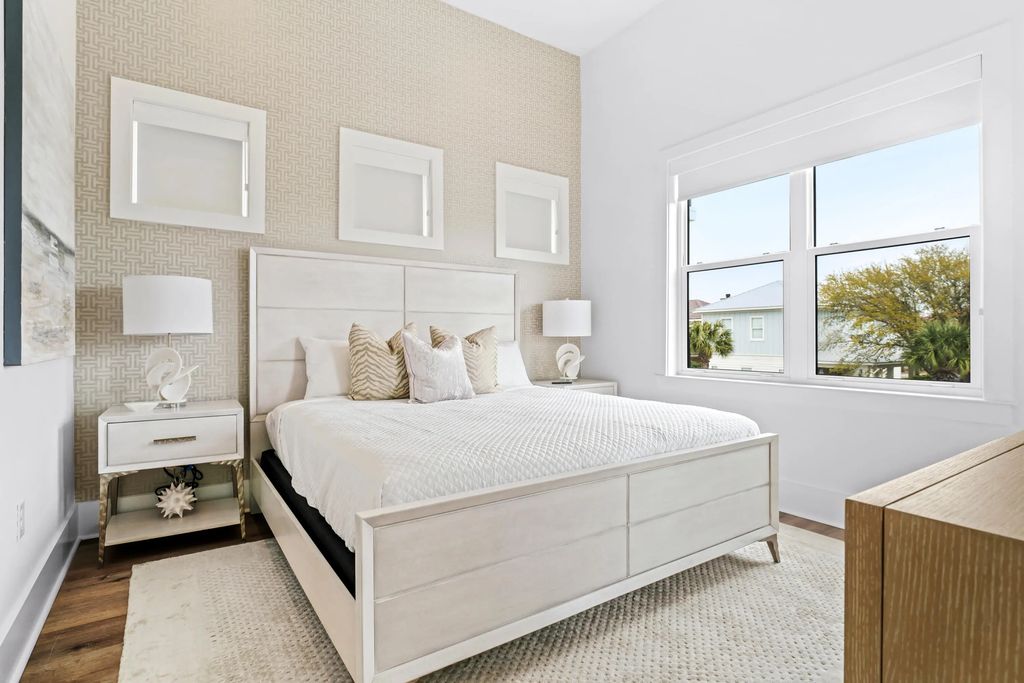 83 of 118 - 344 S Holiday Road, Miramar Beach, FL