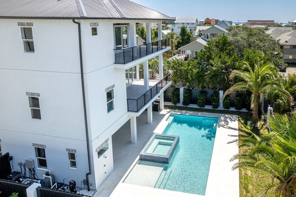9 of 118 - 344 S Holiday Road, Miramar Beach, FL