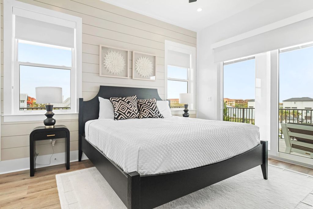 91 of 118 - 344 S Holiday Road, Miramar Beach, FL