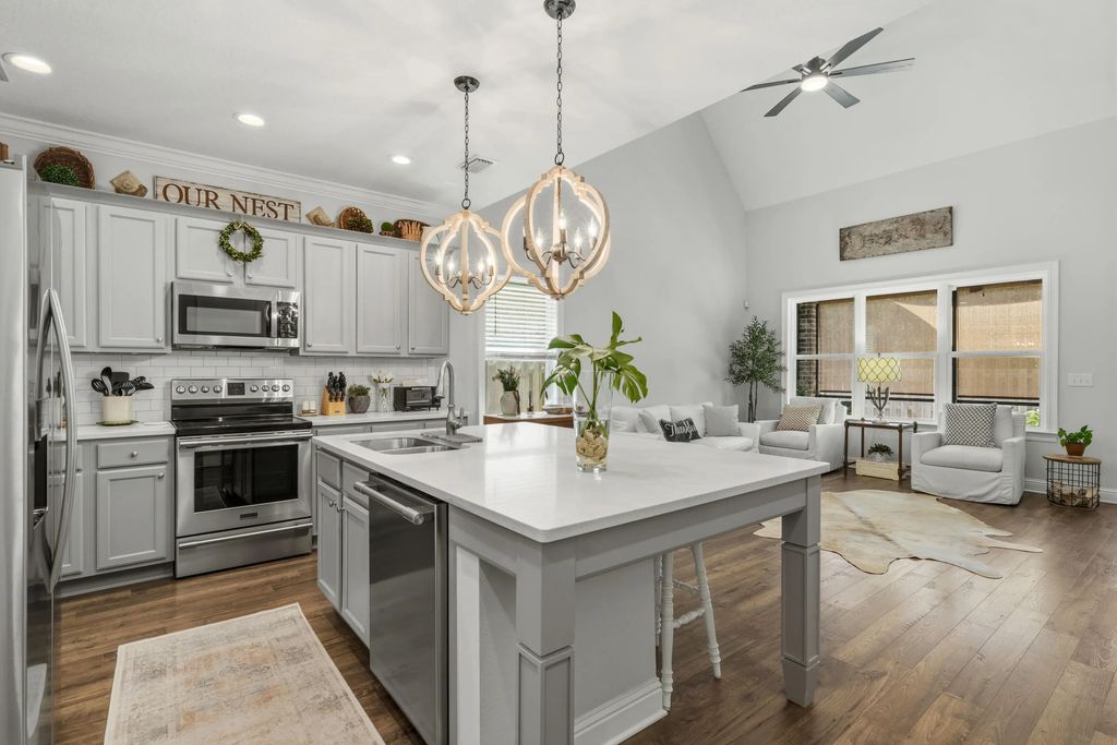 11 of 47 - 46 Laurel Oaks Drive, Freeport, FL