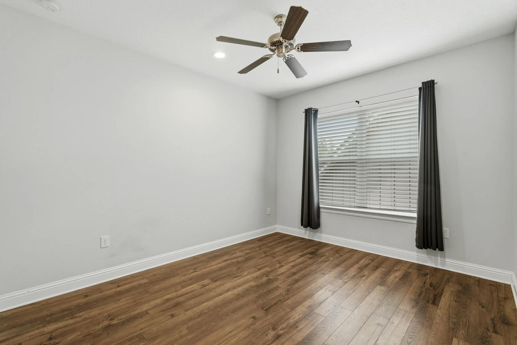 29 of 47 - 46 Laurel Oaks Drive, Freeport, FL