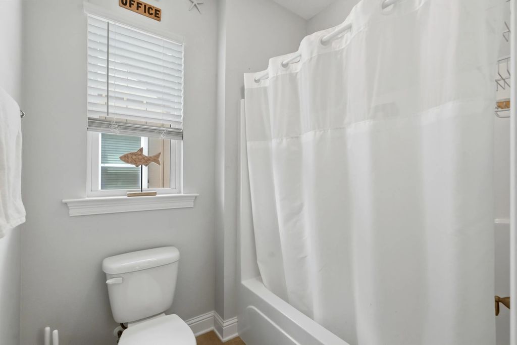 34 of 47 - 46 Laurel Oaks Drive, Freeport, FL