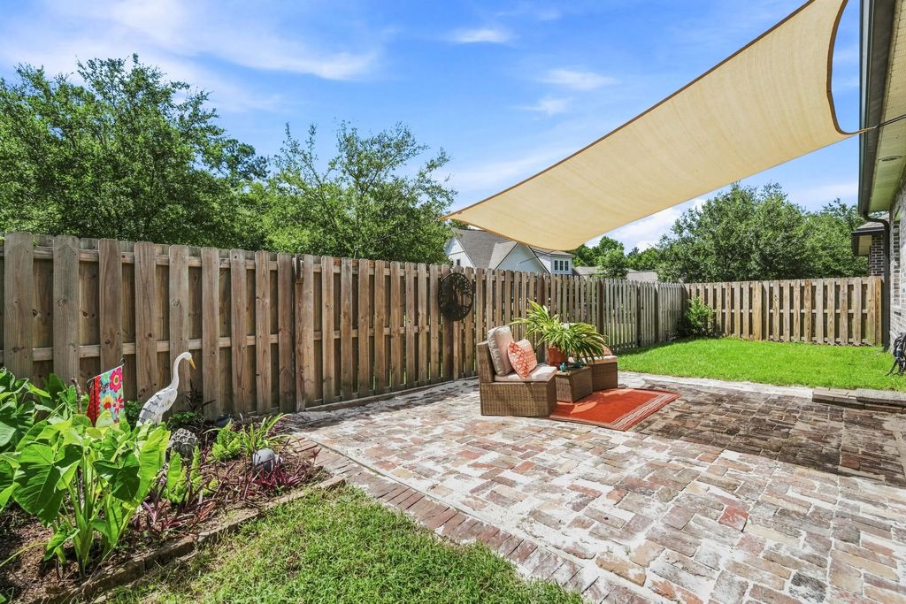 39 of 47 - 46 Laurel Oaks Drive, Freeport, FL