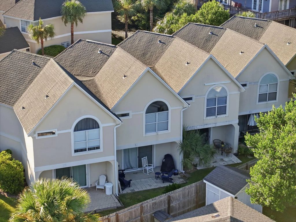 235 Pelican Place Unit 20, Destin