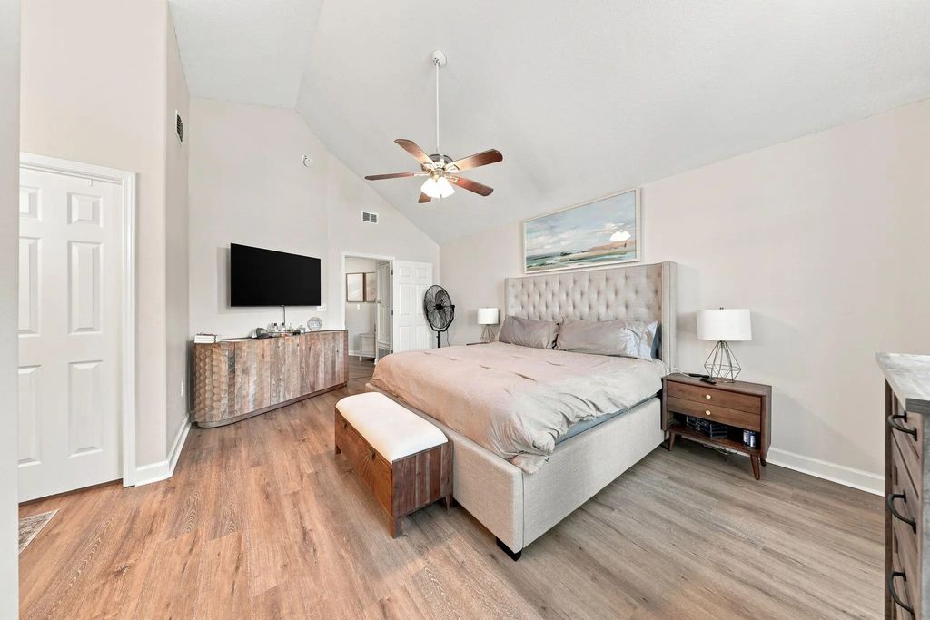 39 of 61 - 235 Pelican Place Unit 20, Destin, FL