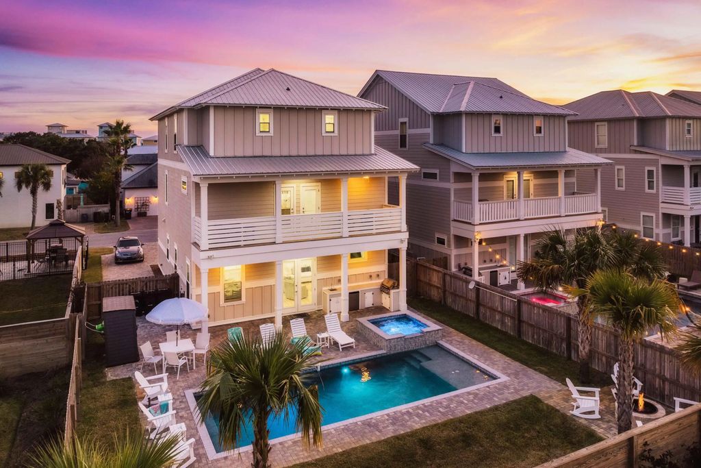 3 of 61 - 10 W Palm Beach Street, Miramar Beach, FL