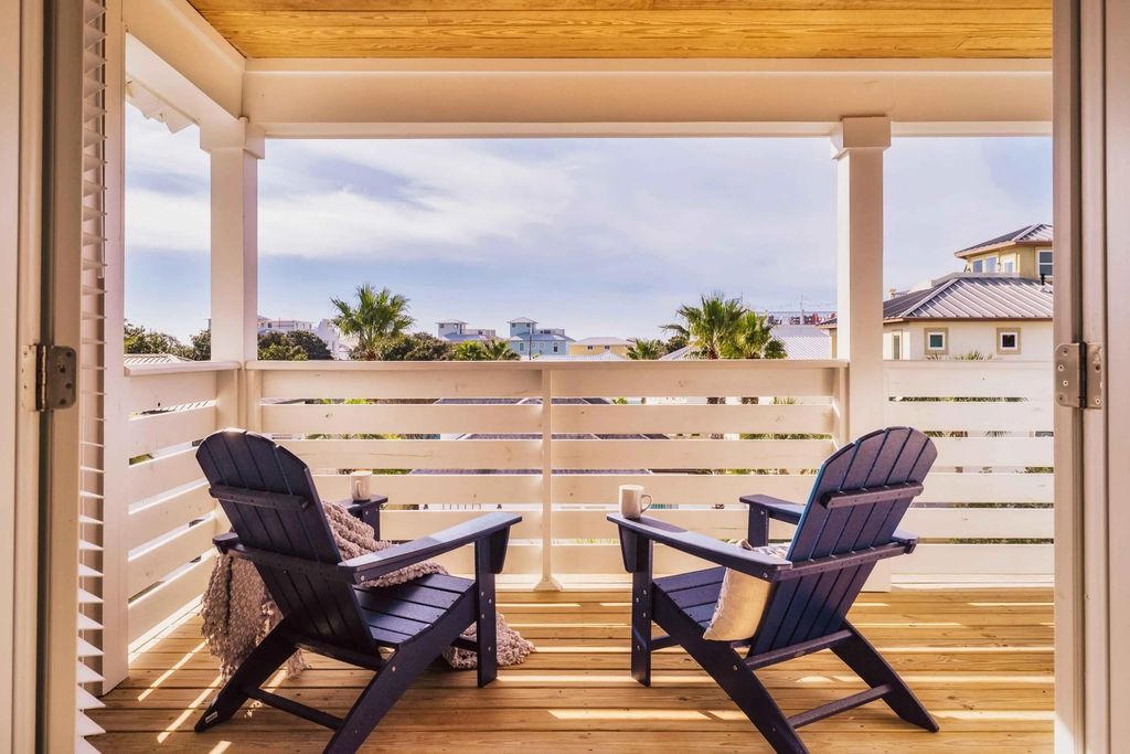 53 of 61 - 10 W Palm Beach Street, Miramar Beach, FL