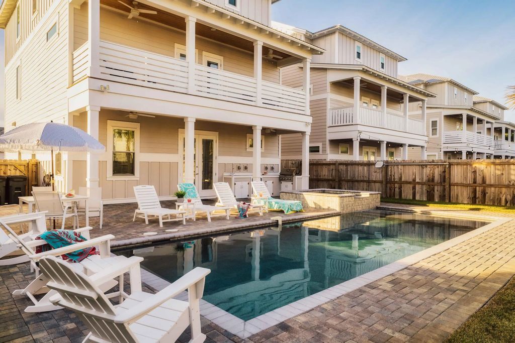 55 of 61 - 10 W Palm Beach Street, Miramar Beach, FL