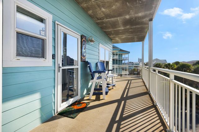 Photo of Listing #1009896