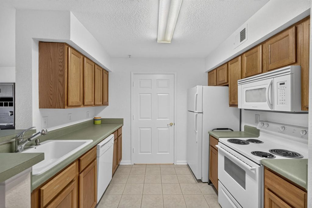 8 of 35 - 4030 Dancing Cloud Court 351, Destin, FL