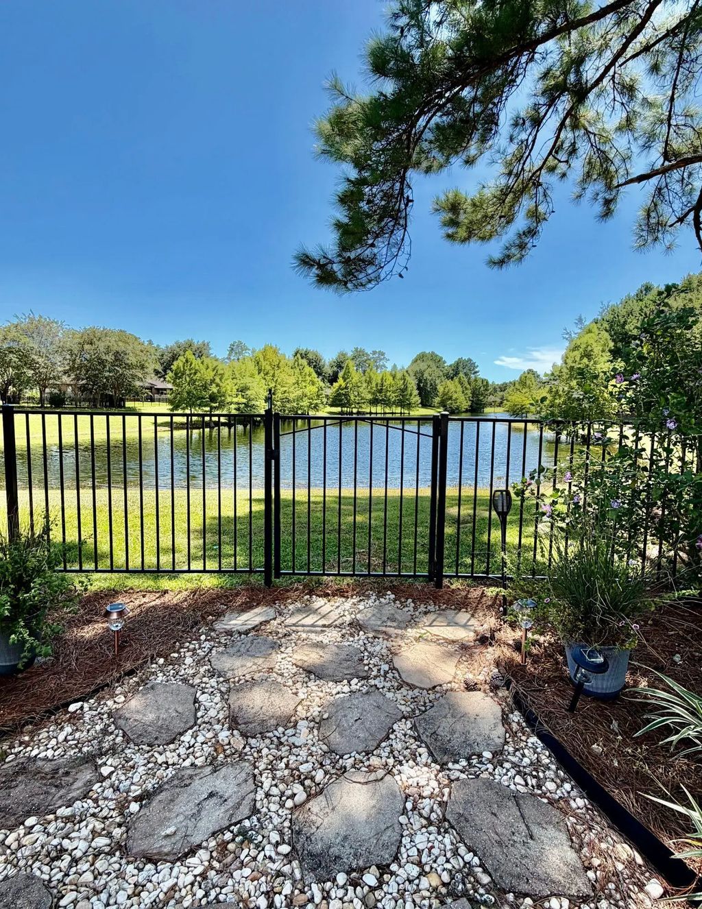 11 of 32 - 22 Mango Lane, Freeport, FL