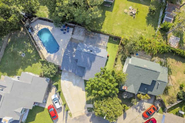 Photo of Listing #1009937