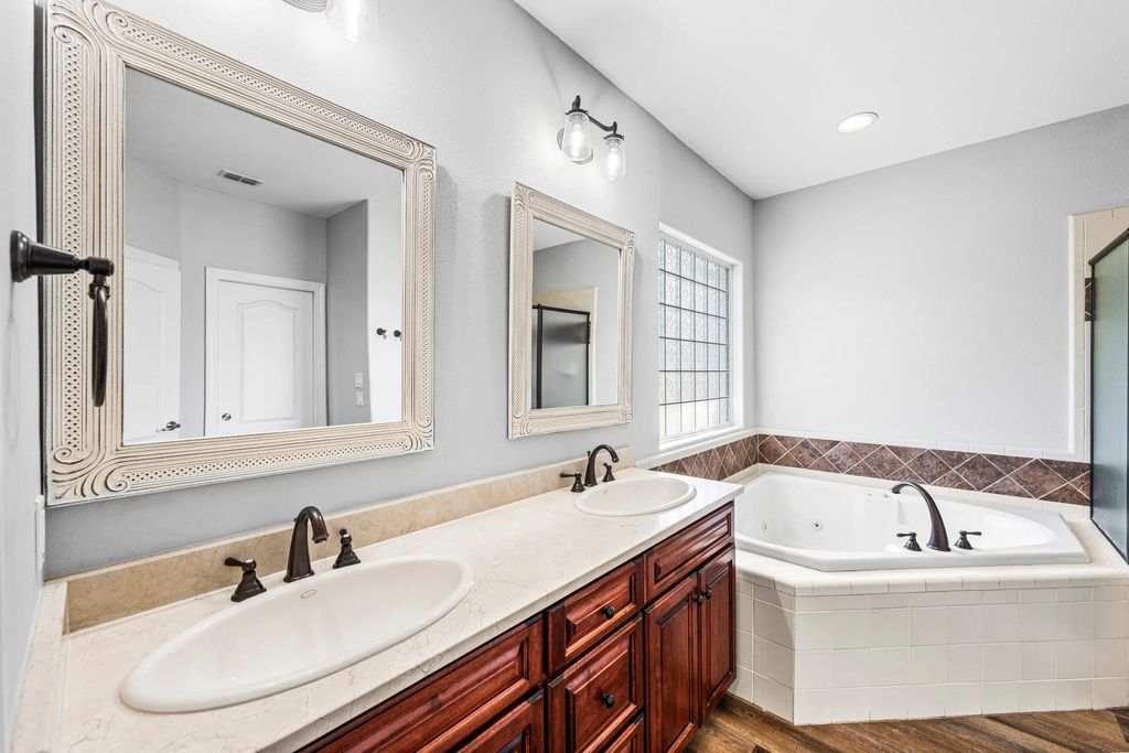 41 of 76 - 492 E Club House Drive, Freeport, FL