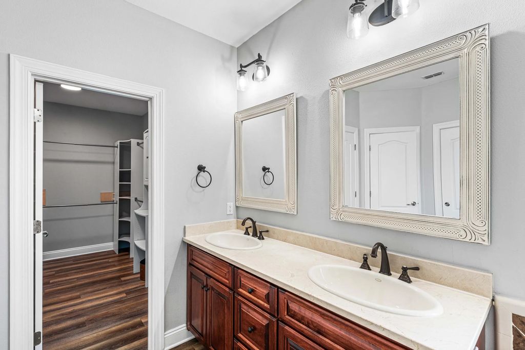 43 of 76 - 492 E Club House Drive, Freeport, FL