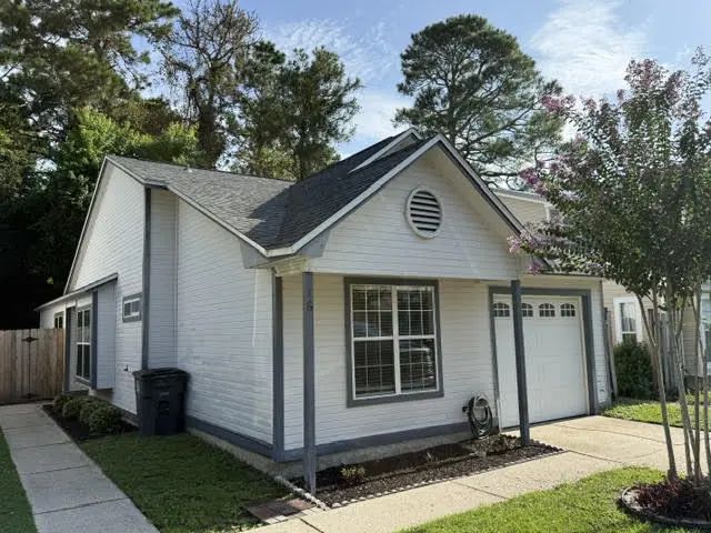 Photo of Listing #1009983