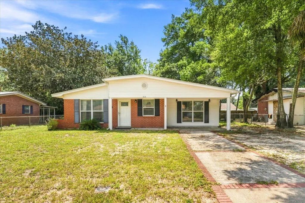 213 Newcastle Drive, Fort Walton Beach