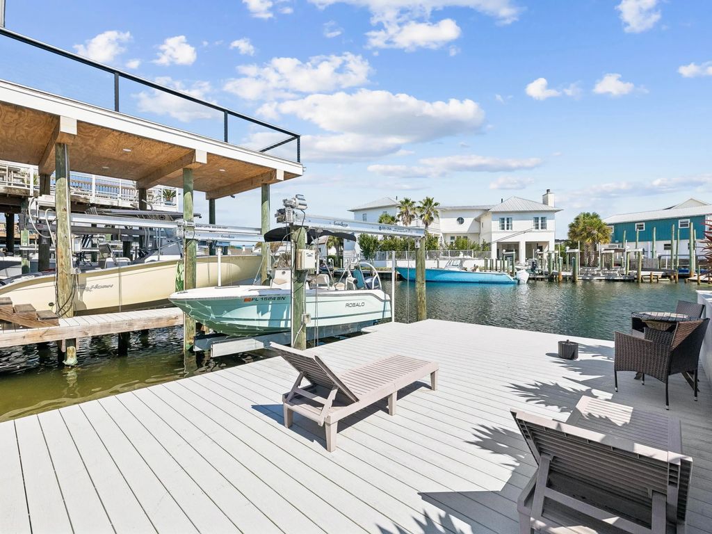 105 Durango Road, Destin
