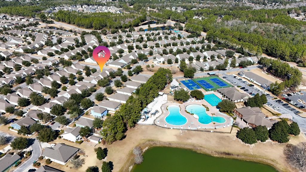 2 of 40 - 426 Fanny Ann Way, Freeport, FL