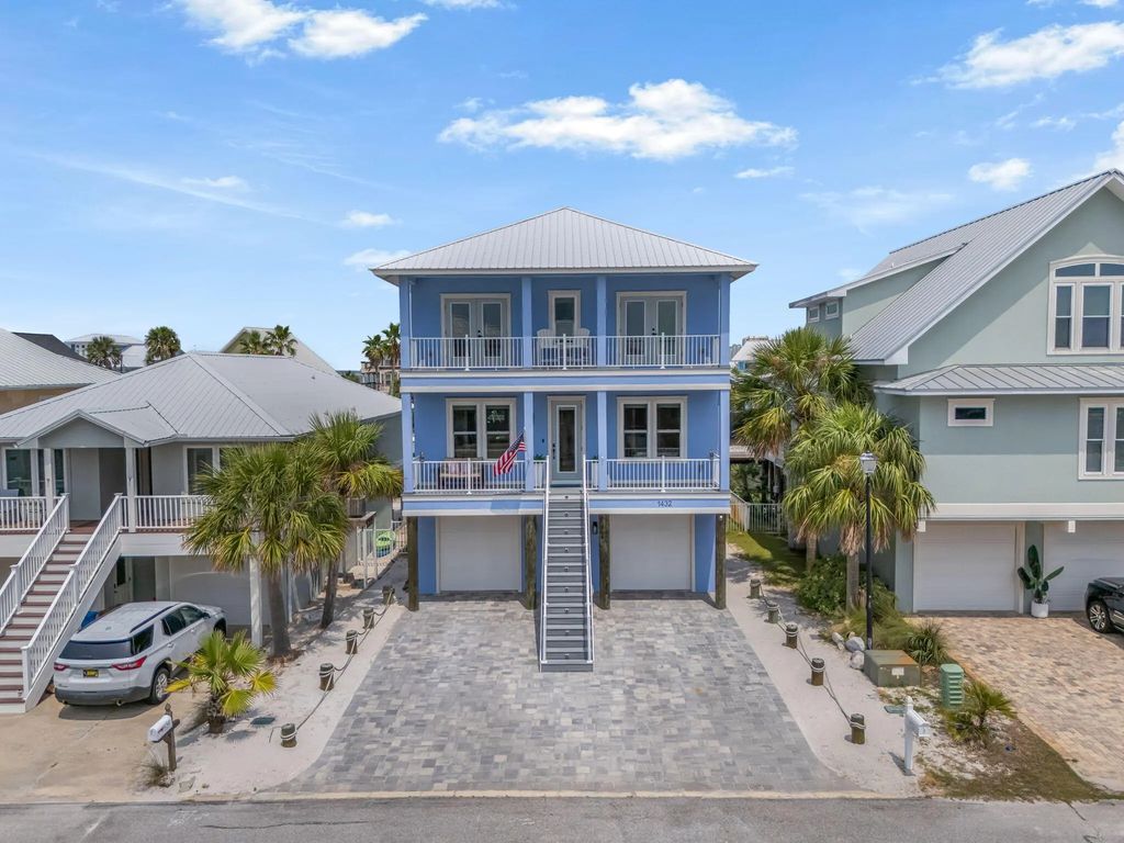 1432 Homeport Drive, Navarre