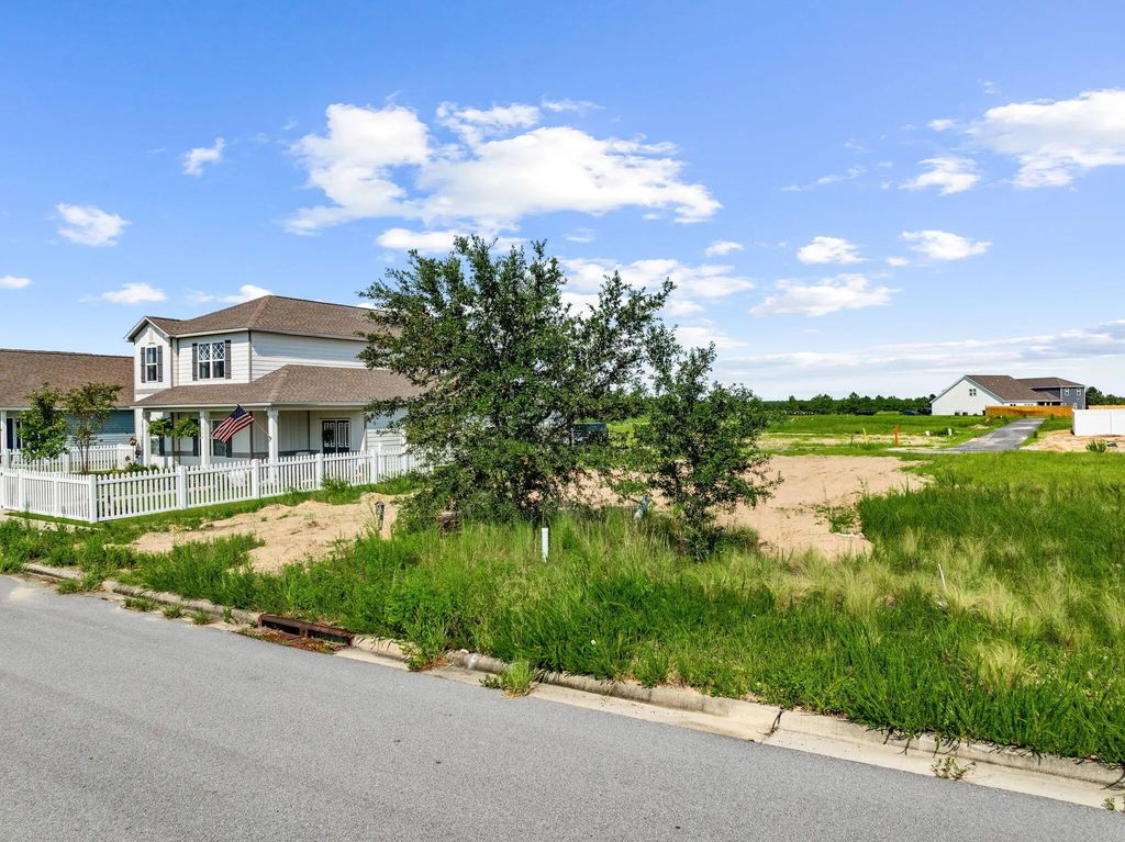 21 of 27 - 00 Parkside Street, Freeport, FL