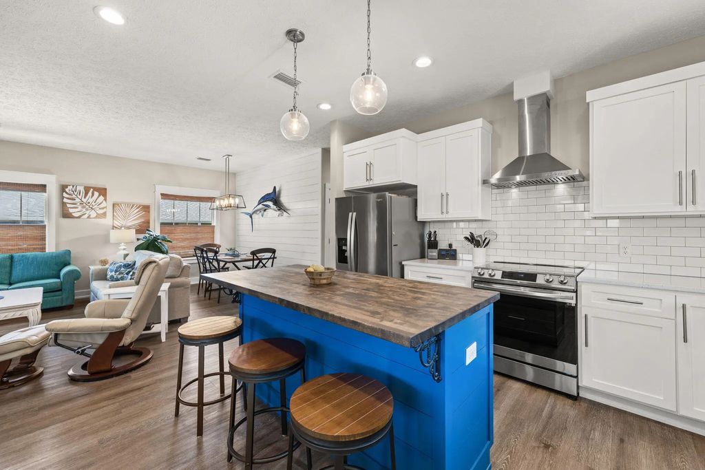 11 of 38 - 307 S Vestavia Street, Panama City Beach, FL