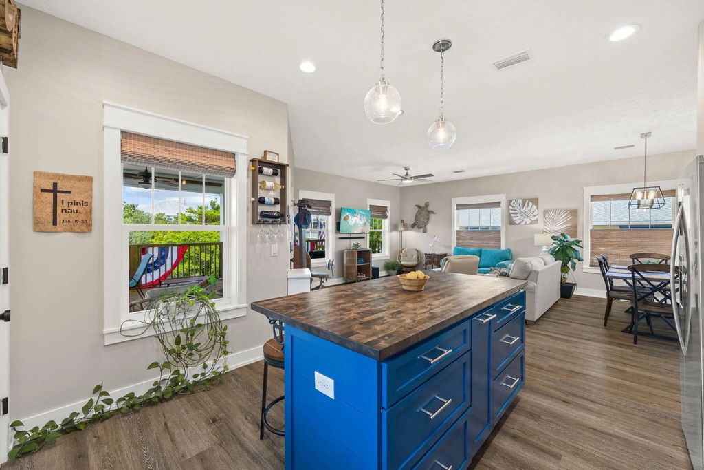 12 of 38 - 307 S Vestavia Street, Panama City Beach, FL